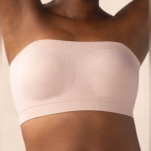 ✨ Truekind® Convertible Strapless Bandeau Bra ✨